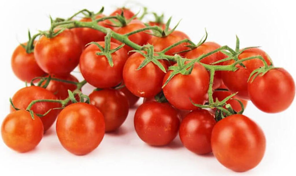 Biogo Cherry tomatoes on a branch (approx. 0.25 kg)