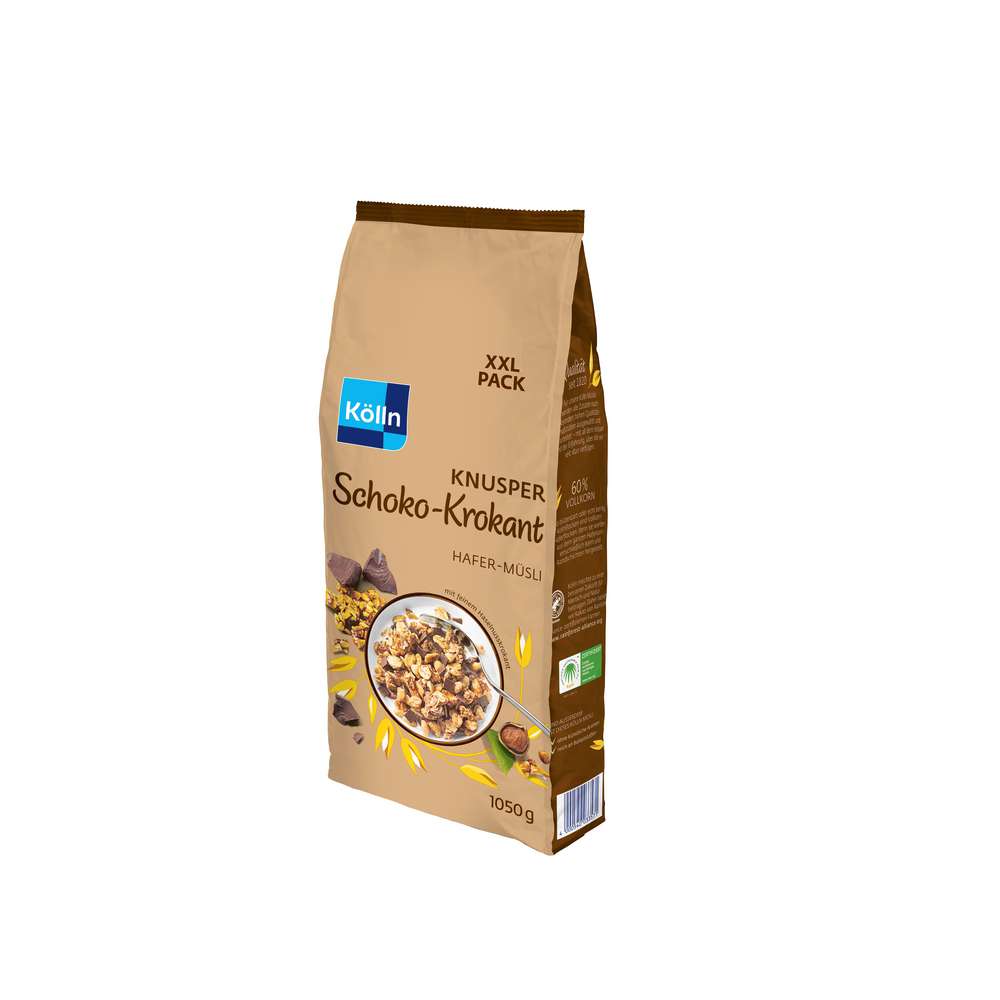 Crunchy oat muesli with chocolate brittle