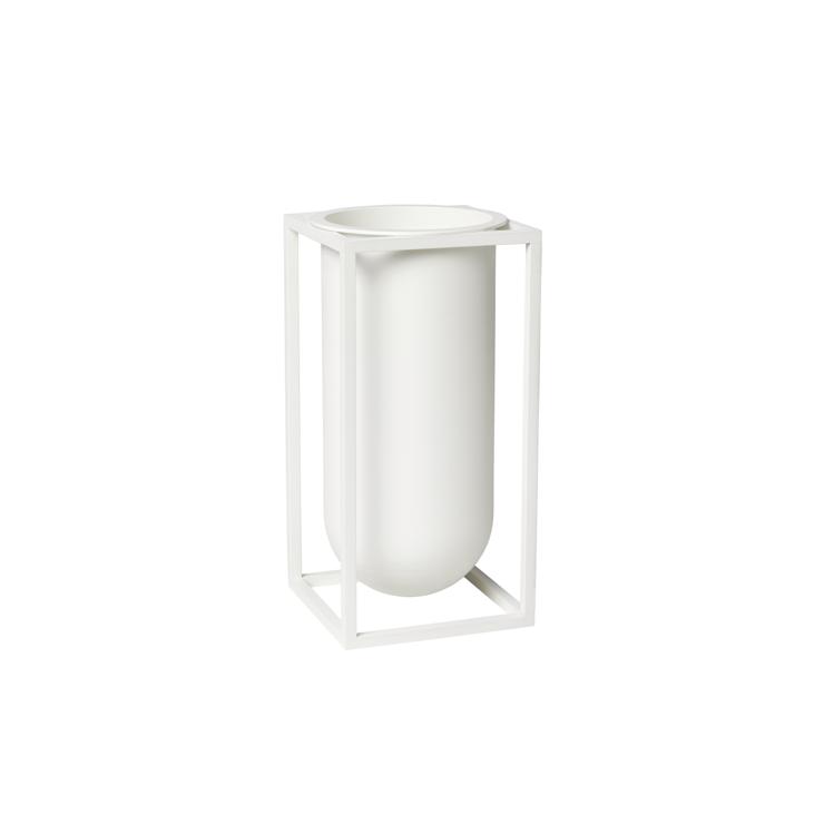 By Lassen Cube Vase Lily