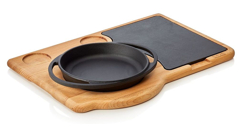 LAVA frying and serving pan made of enamelled cast iron, ØxH: 17 x 3 cm, with wooden trivet