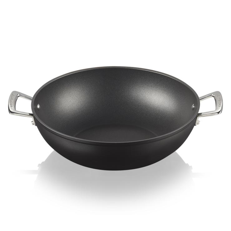 Le Creuset Aluminum Wok