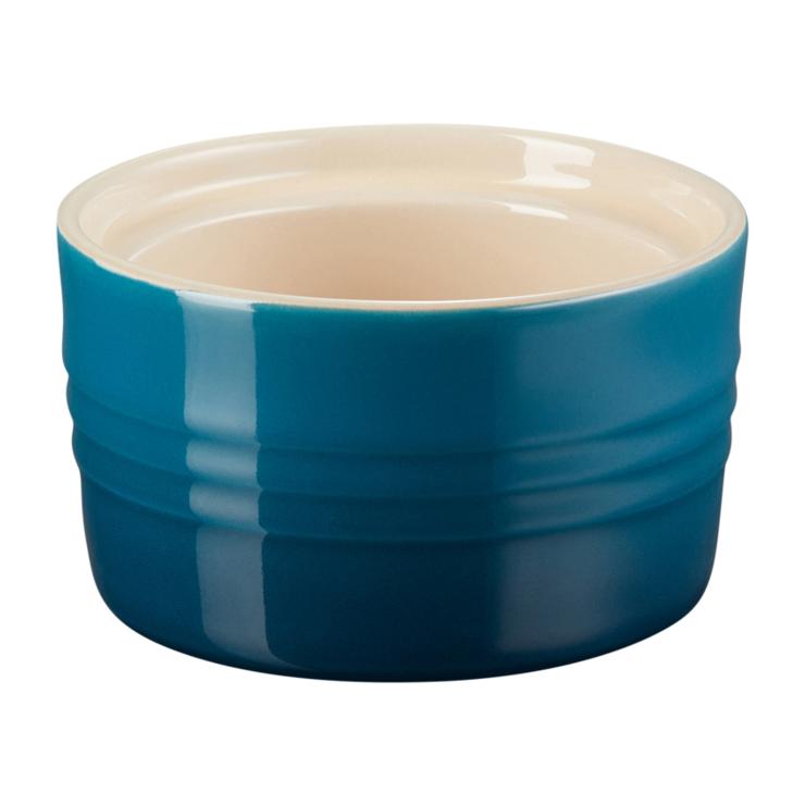Le Creuset baking dish stackable