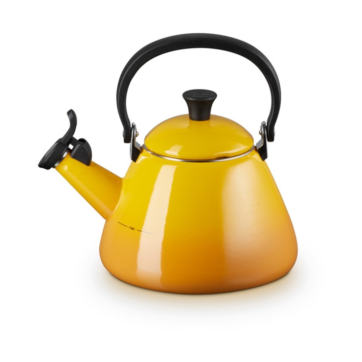 Le Creuset Kone kettle with whistle