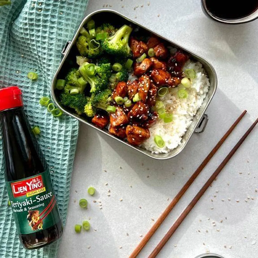 Rila Lien Ying Teriyaki Sauce 200 ml Bottle Vegan Lactose-Free Salty-sweet 200 ml