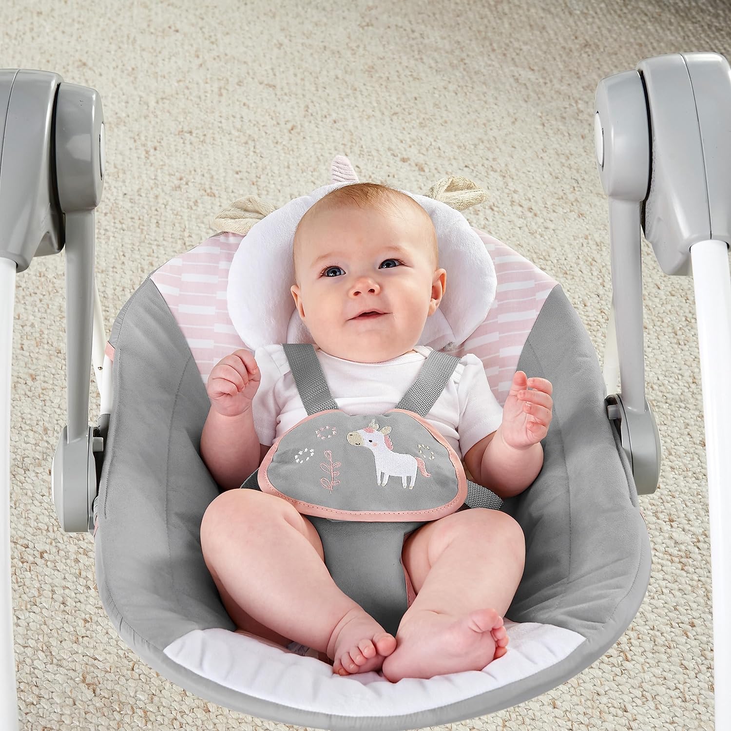 Ingenuity, Portable baby swing, cuddle lamp with melodies, time and swing setting