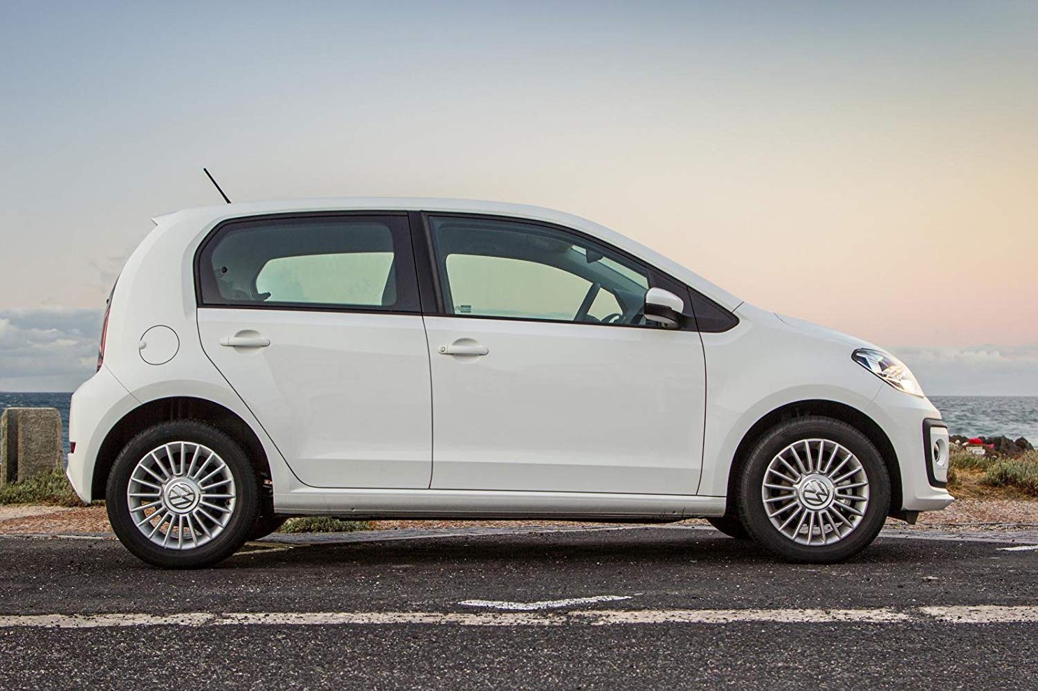 Pokter \'VOLKSWAGEN UP. 5-Door Highest Quality Eco Leather Seat Covers Road In 7 Colours.