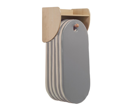 Mat storage with mats, wall-mounted