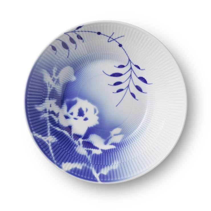 Royal Copenhagen Mega Rose Deep Dish