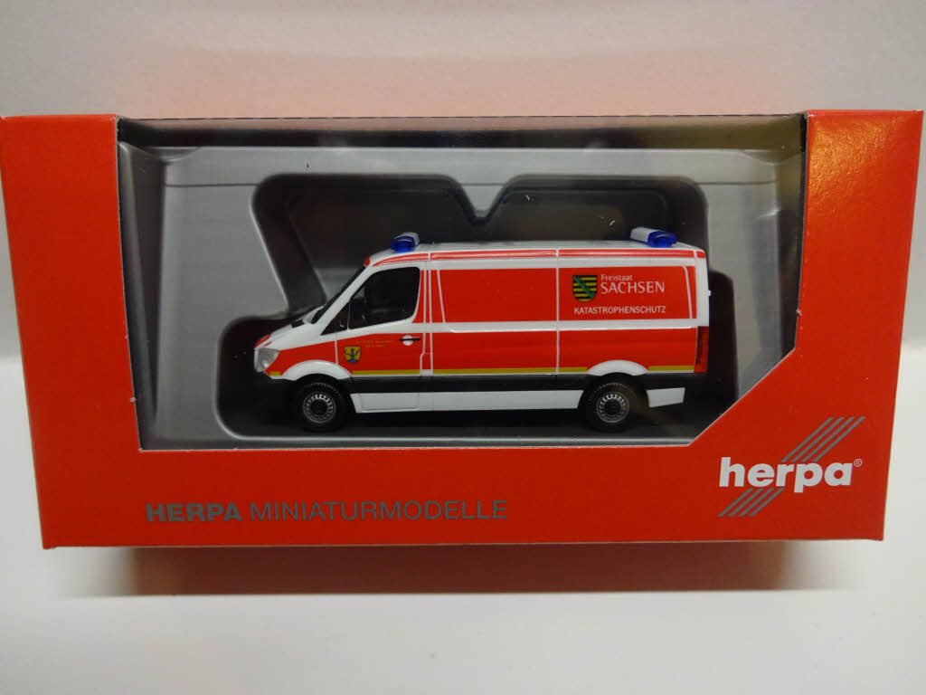 Herpa Mercedes Benz Sprinter