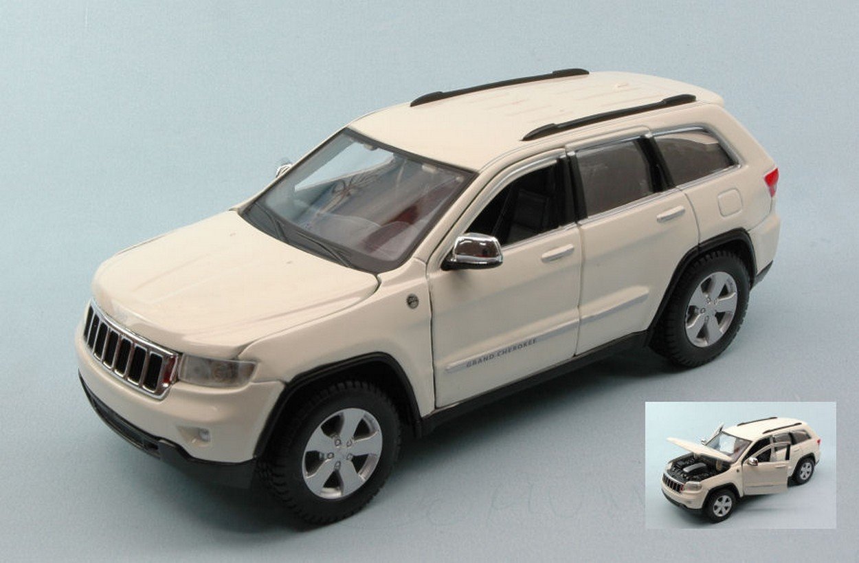 Maisto MI31 205 W Jeep Grand Cherokee Laredo 2011 White 1: 24 Scale Model with Die