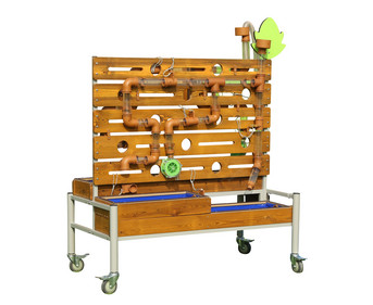 Mobile outdoor water play equipment