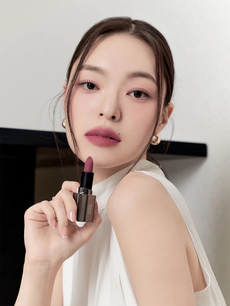 MUZIGAE MANSION Moodwear Blur Lipstick matte moisturizing lipstick