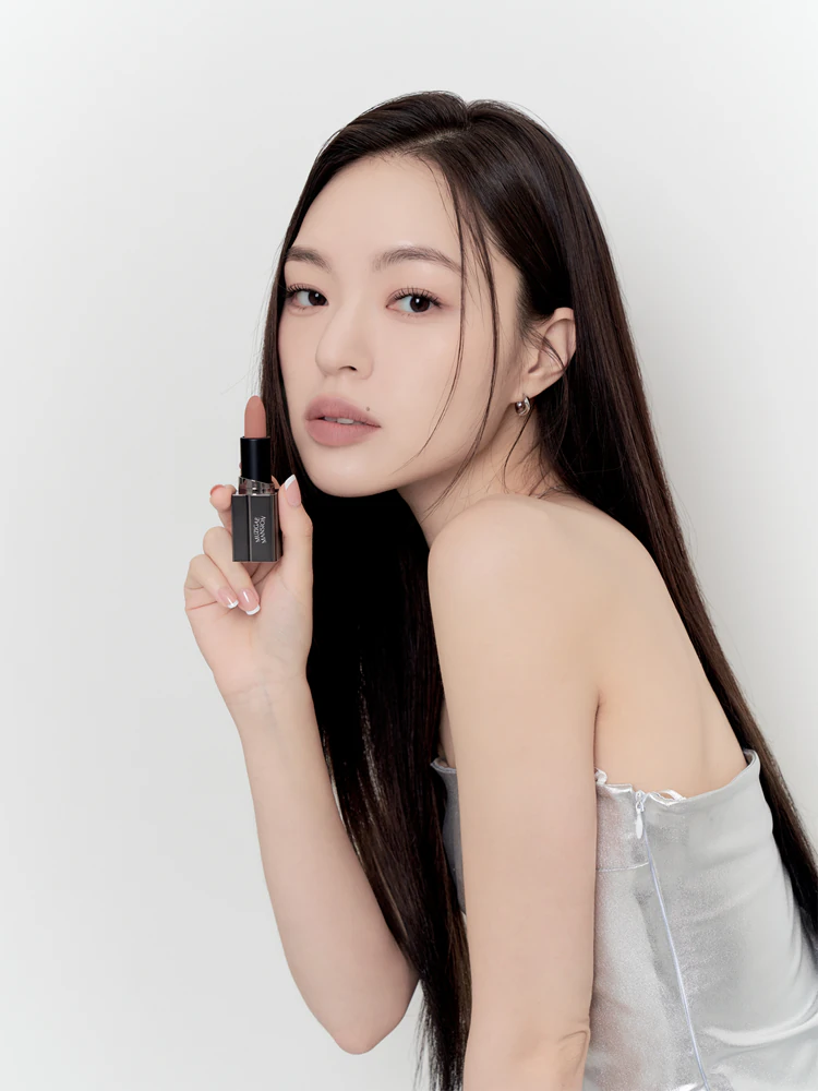 MUZIGAE MANSION Moodwear Blur Lipstick matte moisturizing lipstick
