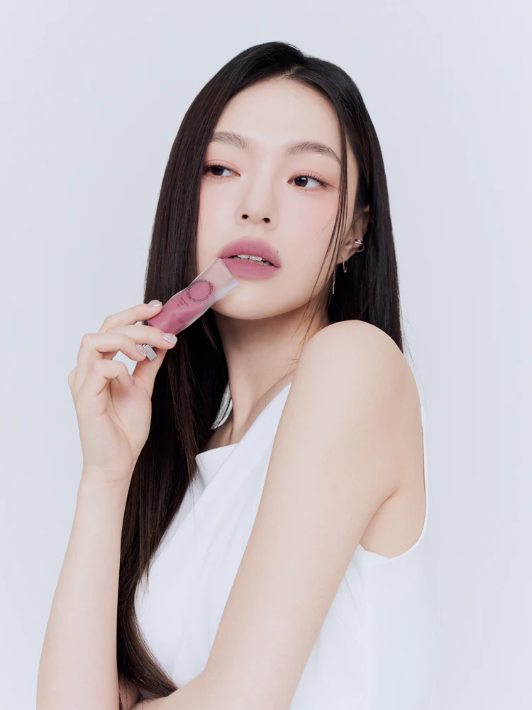 MUZIGAE MANSION Objet Water matte, moisturizing and liquid lipstick