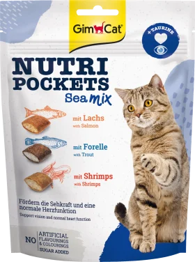 GimCat Cat treats with salmon, trout & shrimp, Nutri Pockets Sea Mix, 150 g