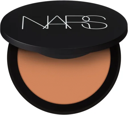 NARS SOFT MATTE POWDER mattifying powder Farbton OFFSHORE 9 g