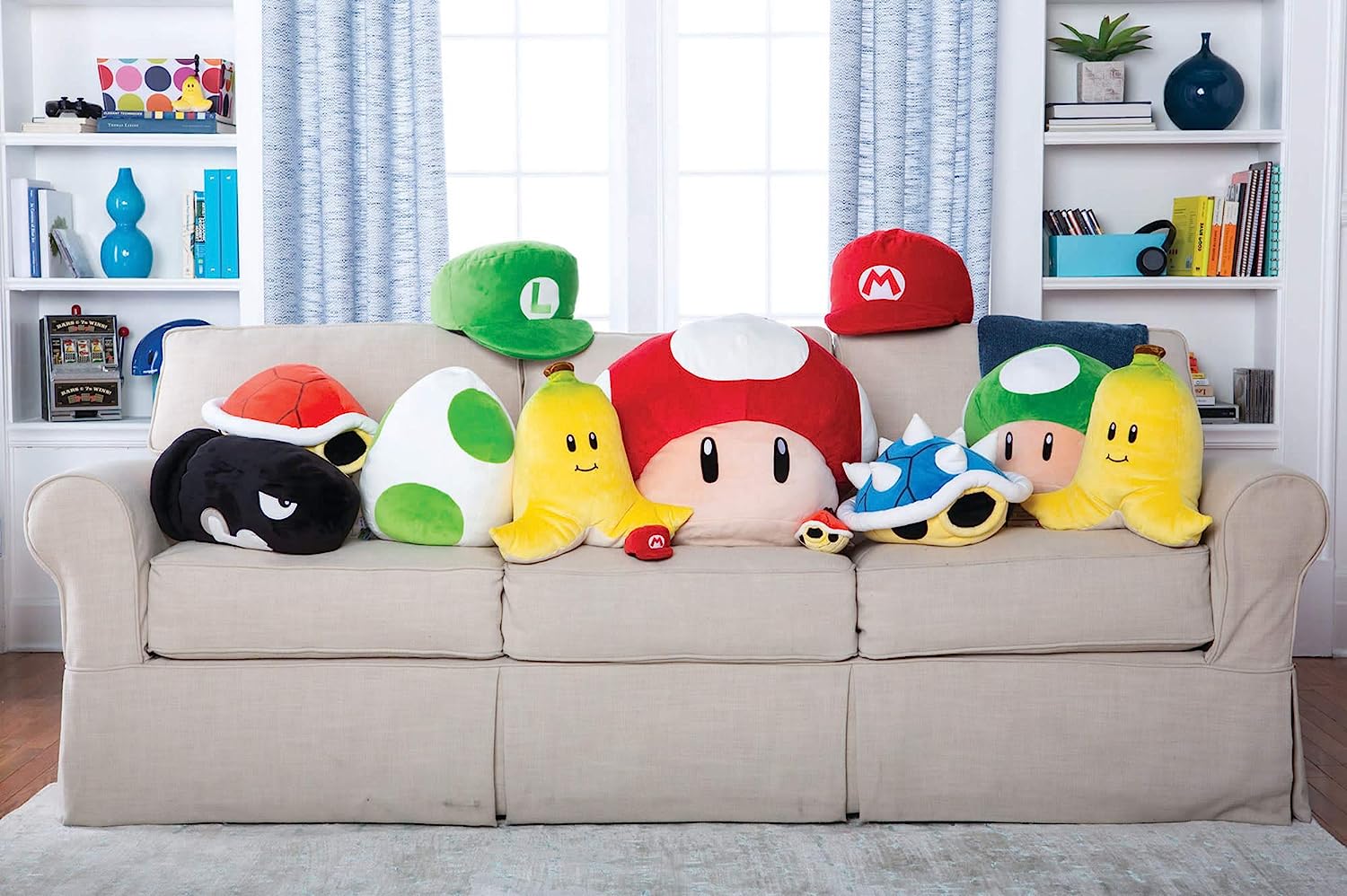Club Mocchi Mocchi Tomy Nintendo Mario Kart - Plush Cap Green by Luigi 40 cm T12962 Plush Nintendo Super Mario Plush for Children and Adults, Ideal for Children and Mario Fans