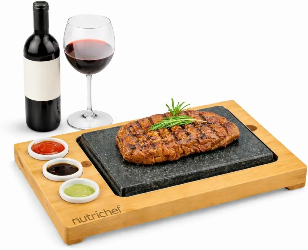 NutriChef Hot Stone Grill Plate – Tabletop Grill Set with Bamboo and Ceramic, Ideal for Steak and Dinner