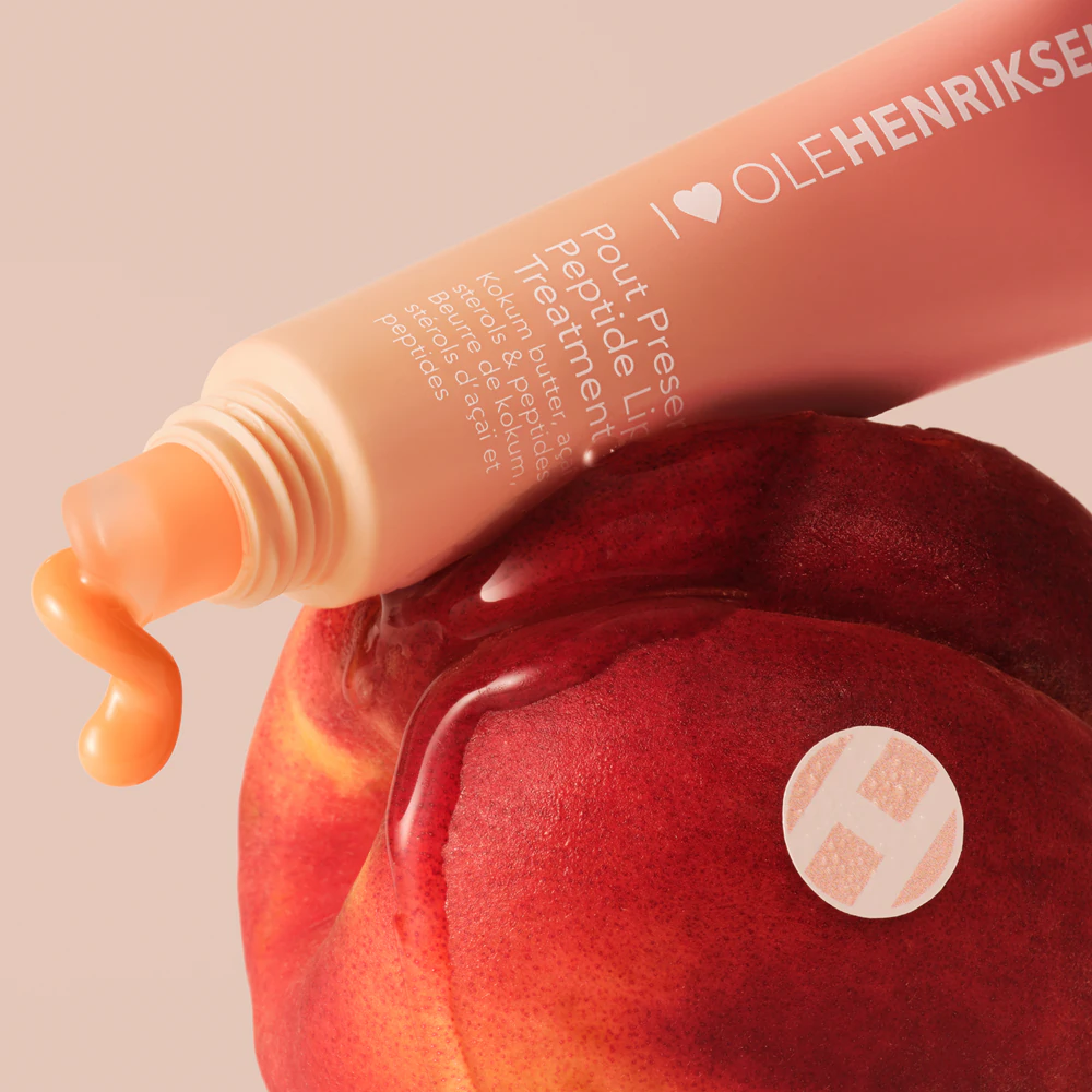 OLEHENRIKSEN Pout Preserve Peptide Lip Treatment Hydrating lip gloss