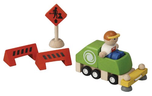 Great Gizmo Plan Toys Street Cleaner Set