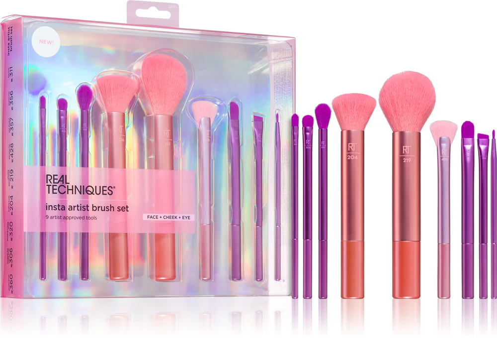 Real Techniques Insta Artist Brush Set (for a perfect look)