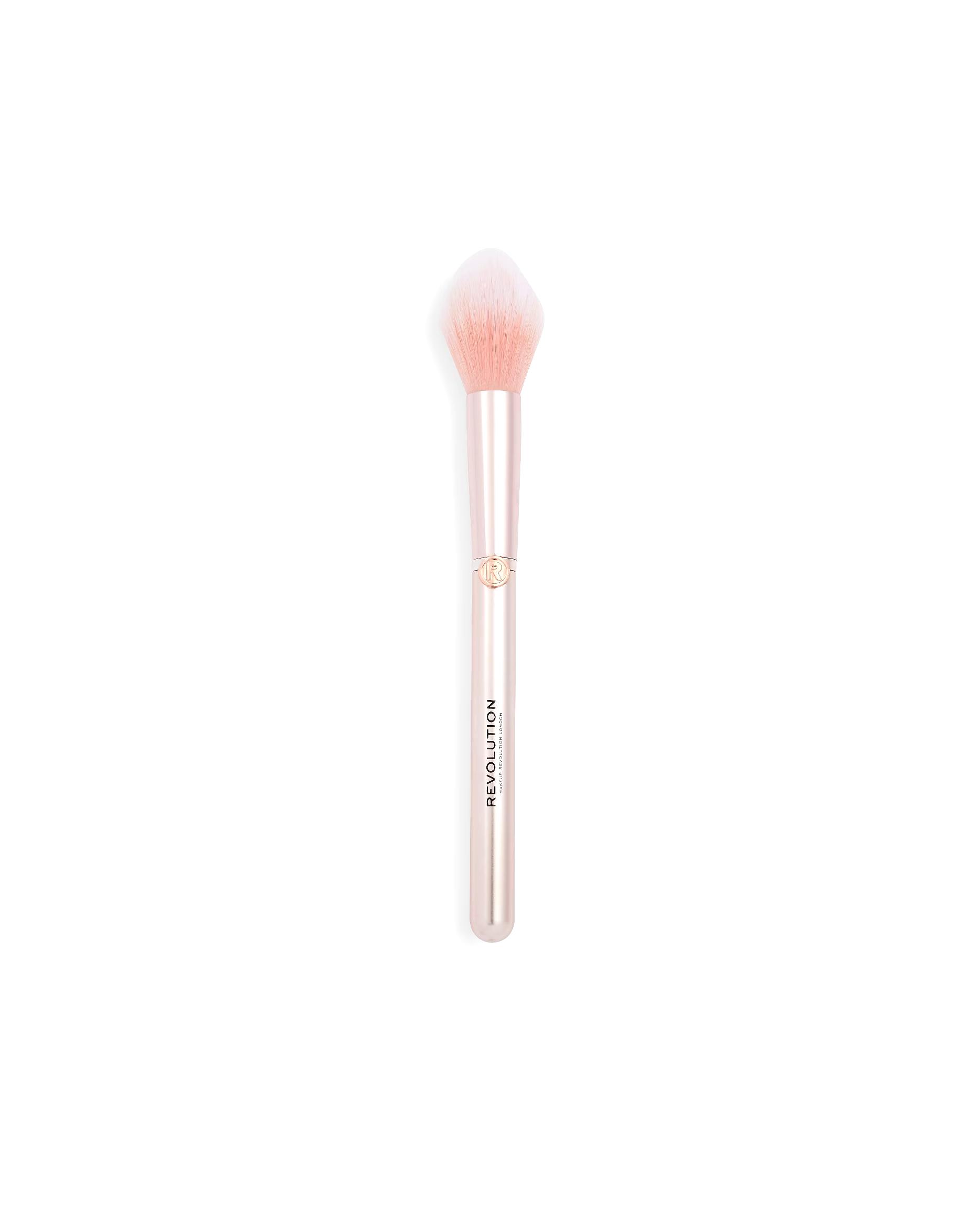 REVOLUTION Powder Brush Soft Focus Highlighter Brush