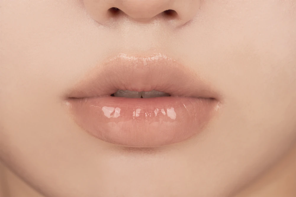 rom&nd Glasting Melting Balm tinted lip balm for radiant shine
