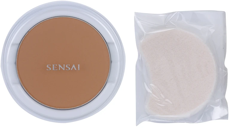Sensai Cellular Performance Total Finish Foundation Anti-Aging Compact Powder Replacement Fill Farbton TF23 Almond Beige SPF 15 11 g