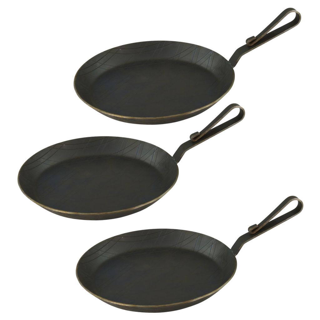 GVKECO Serving pan made of wrought iron with curved hook handle Ø 28 cm 3 pieces