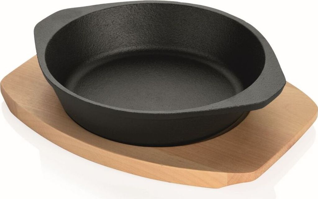 TAMLED Serving pan with wooden trivet