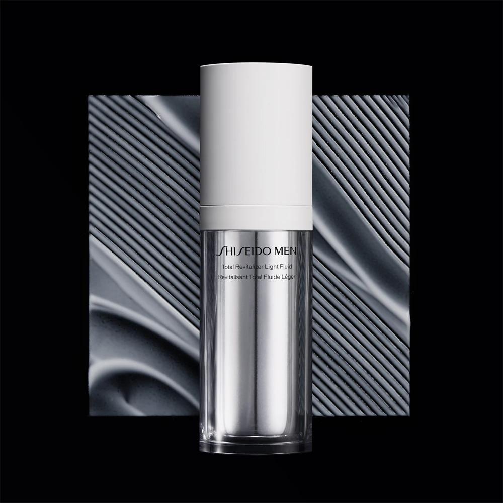 Shiseido Men Total Revitalizer Fluid against wrinkles