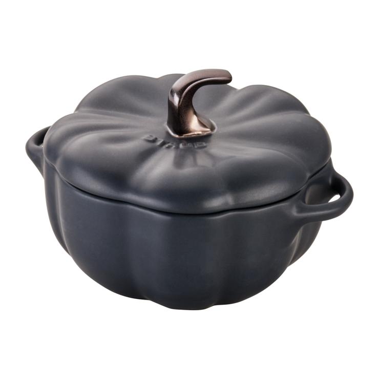 STAUB Dust of pumpkin pot made of rock goods black