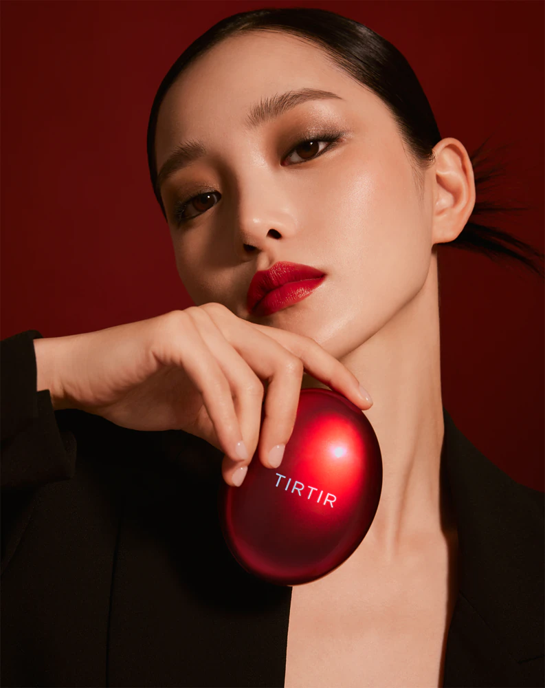 TIRTIR Mask Fit Red Cushion long-lasting make-up in a sponge