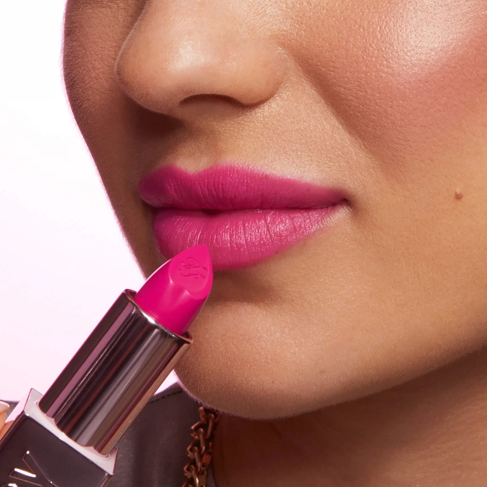 Too Faced Lady Bold Cream Lipstick Creamy lipstick for a long-lasting effect