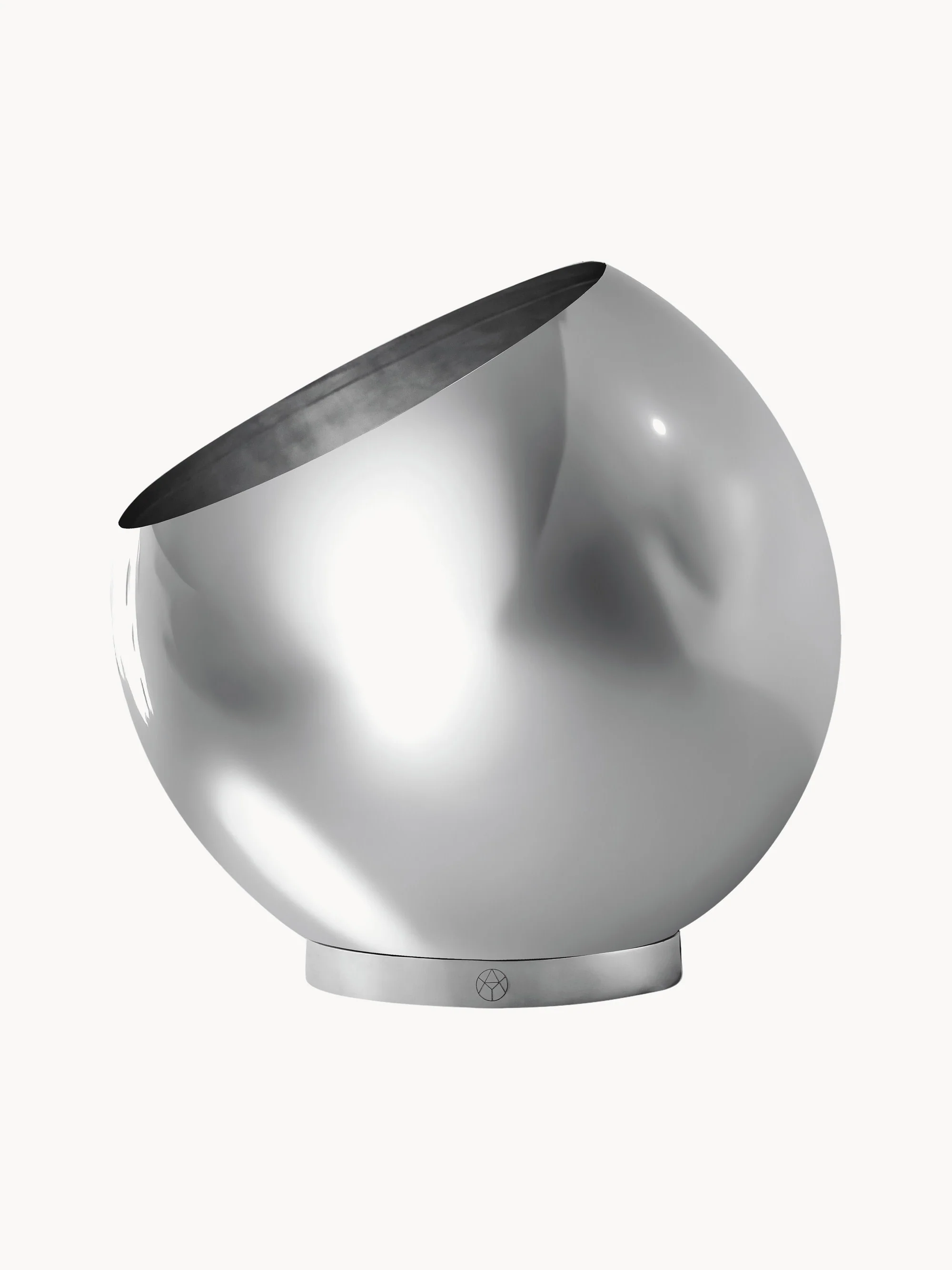 AYTM Globe metal planter