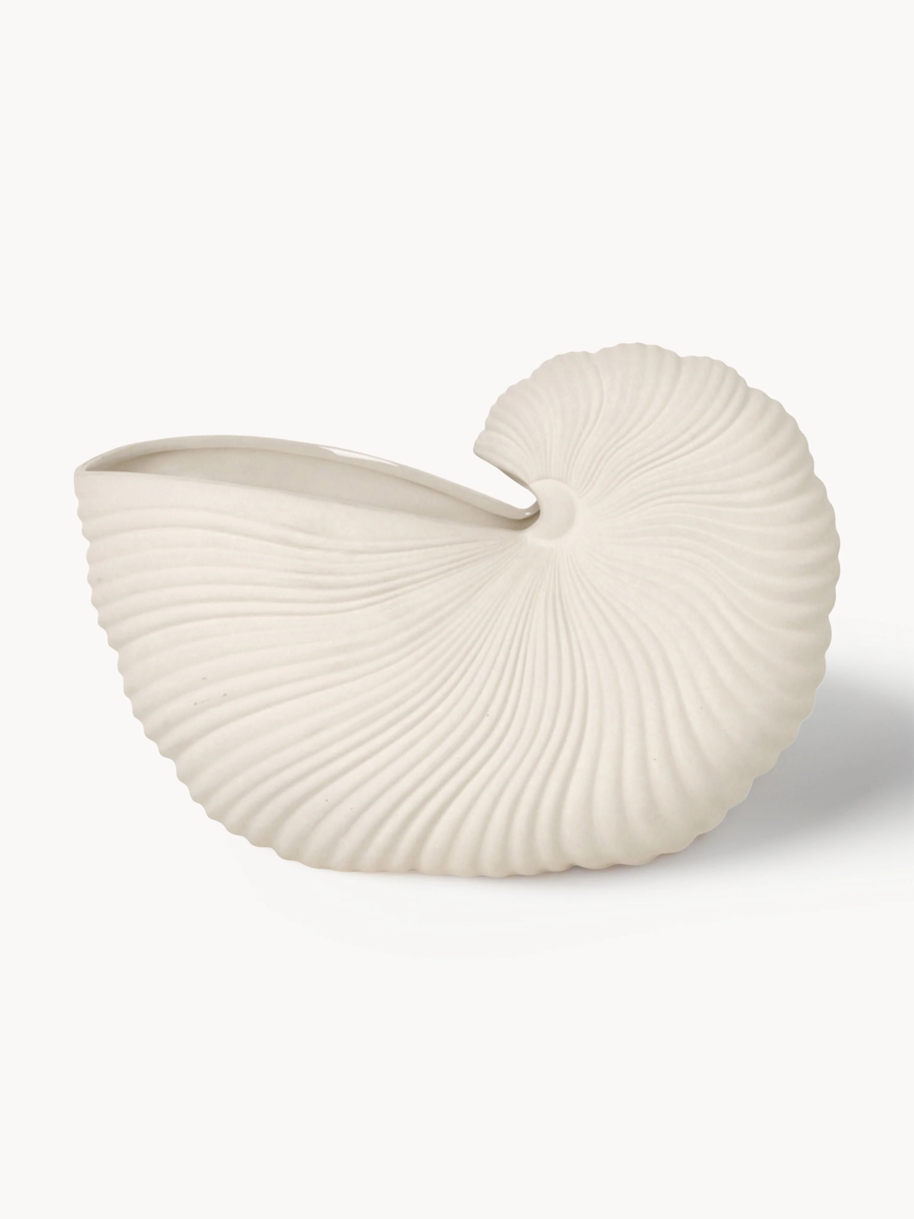 Ferm Living Shell-shaped planter