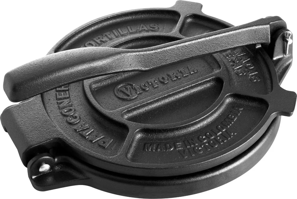 Victoria 30551 Tortilla Press for Mexican Tortillas, Cast Iron 16.5 cm, Pataconera Black