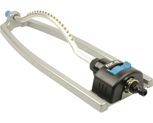 Square sprinkler for_q with metal carriage and dirt-resistant swivel drive