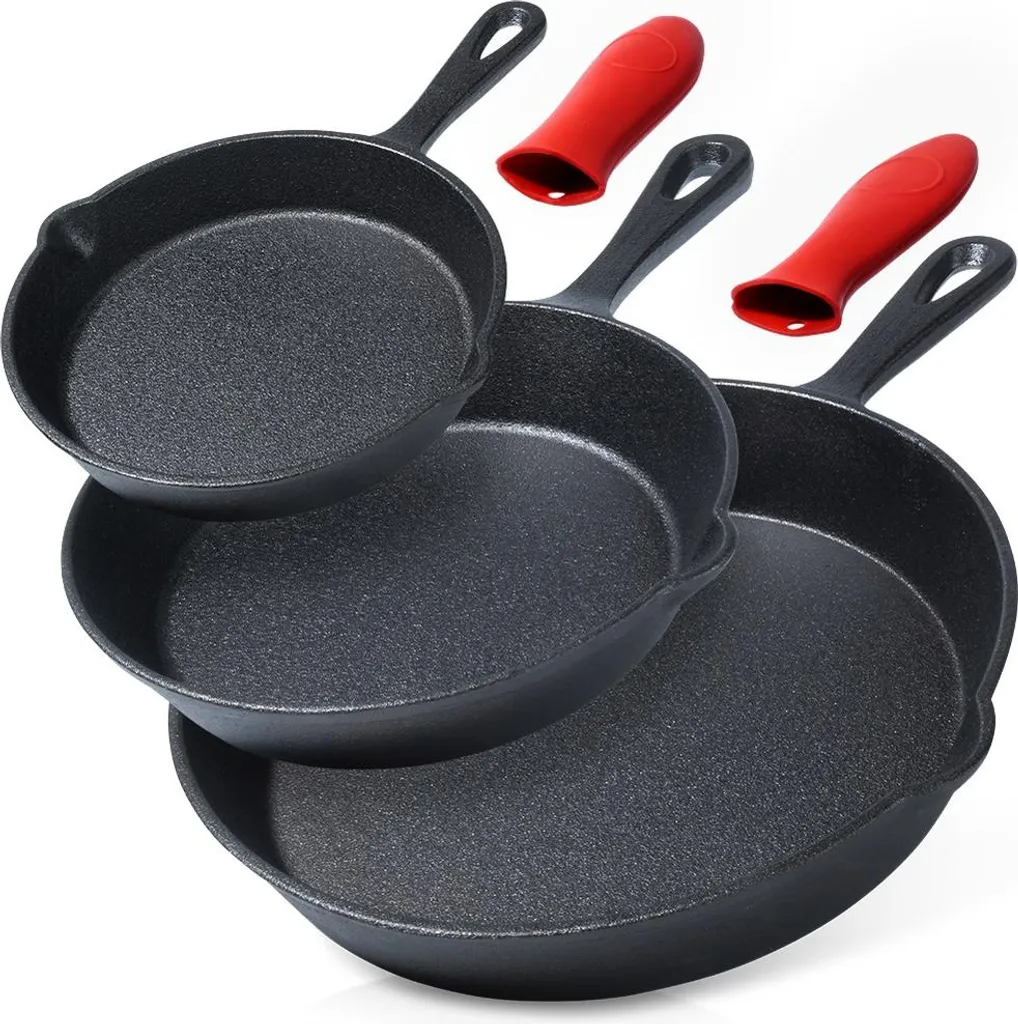 Vilde | Pan Set - With Silicone Mat - 15 / 20 / 25 cm - 3 Pieces - Cast Iron - Induction Compatible