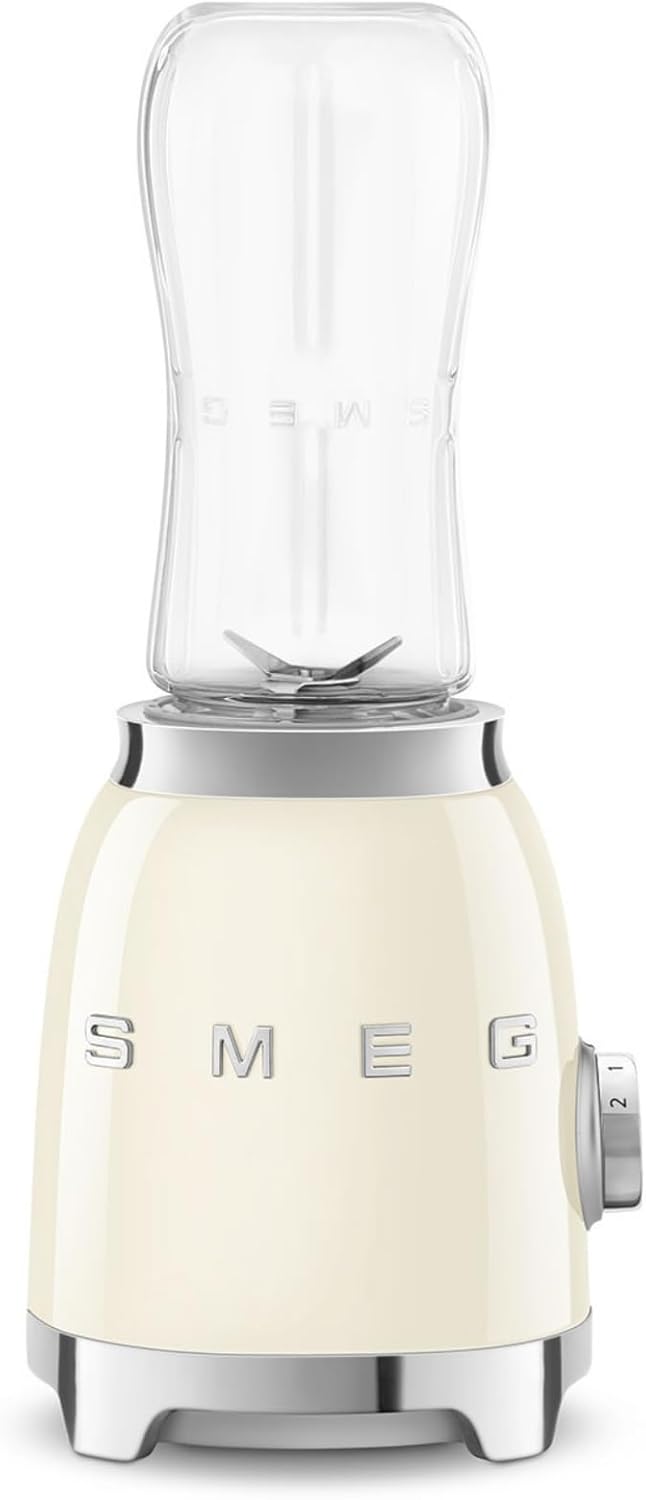 Smeg Store Smeg, Compact Table Mixer PBF01CREU, 2 Speed Levels, Motor Fuse, 2 x 600 ml Bottles Included, Non-Slip Base, Integrated Cable Storage, 300 W, Cream