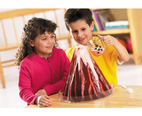 Learning Resources volcano model 1500g