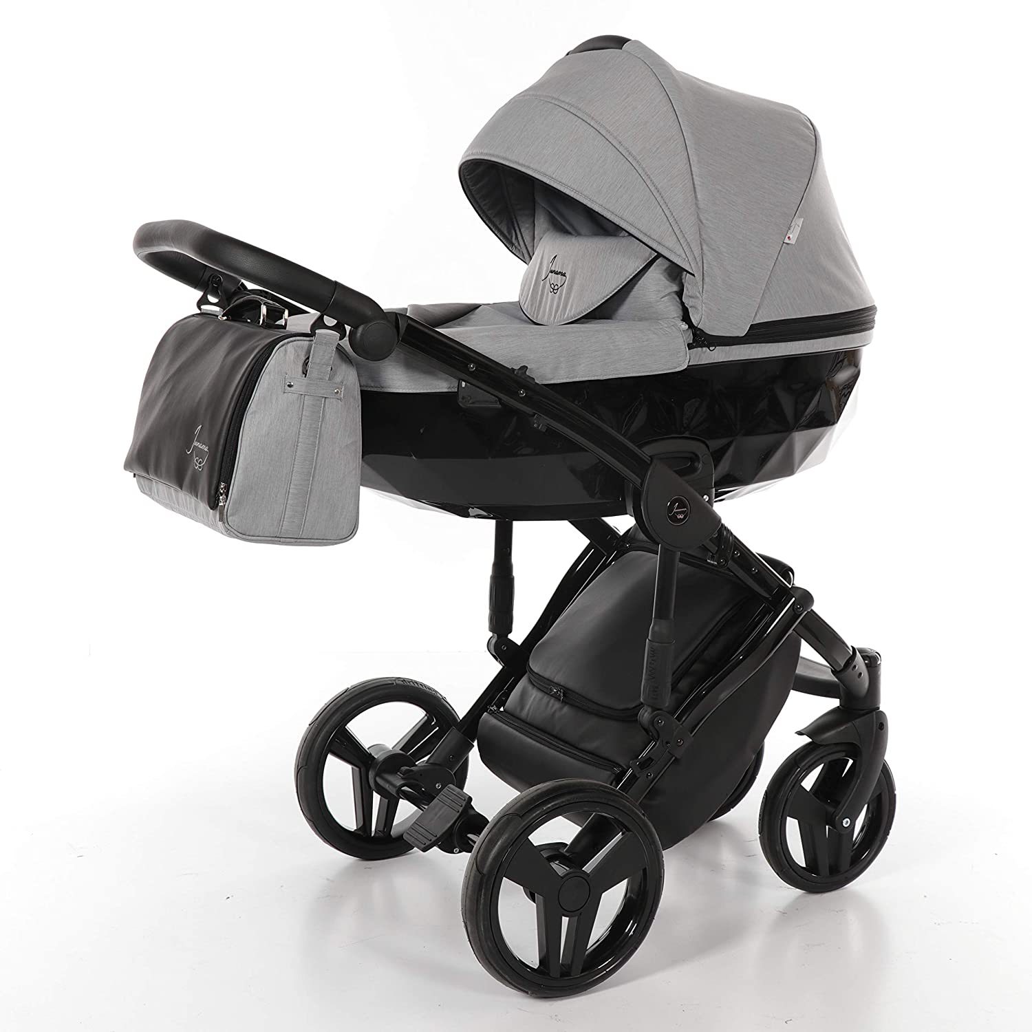 JUNAMA DIAMOND Pram Set + Accessories (07. Graphite Black, 3-in-1)