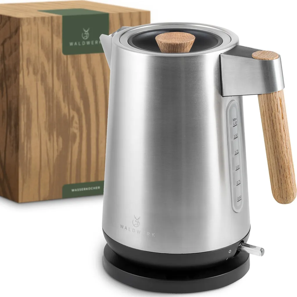 WALDWERK Design Kettle - 3000 Watts - 1.7L - Stainless Steel Kettle - Kettle with genuine oak wood handles and rustproof 304 stainless steel