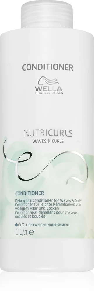 Wella Professionals Nutricurls Waves & Curls the nourishing conditioner for easy combing of the hair