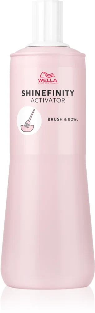 Wella Professionals Shinefinity Activator color developer for blonde hair
