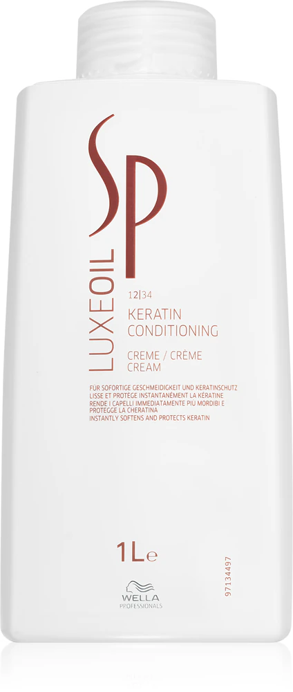 Wella Professionals SP Luxe Oil Conditioner with Keratin for damaged hair