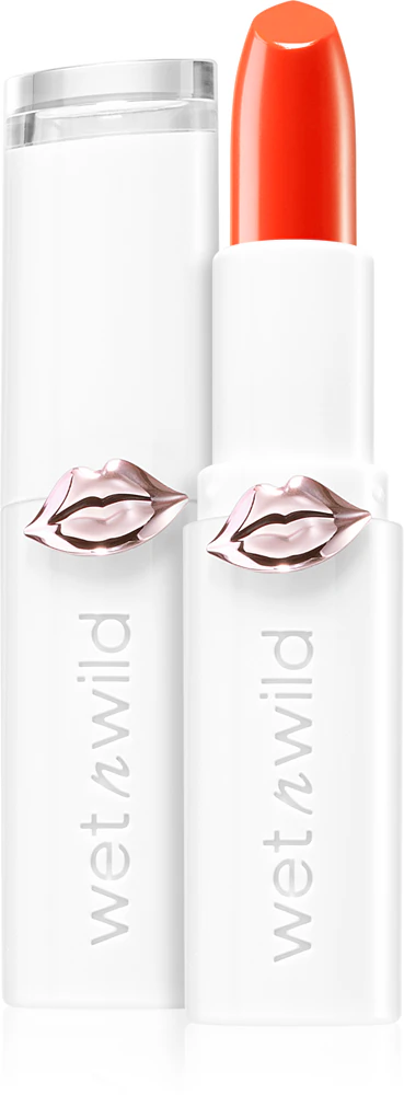 Wet n Wild MegaLast shiny lipstick with moisturizing effect