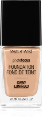 Wet n Wild Photo Focus light moisturizing make-up to rejuvenate facial skin Farbton Classic Beige 28 ml