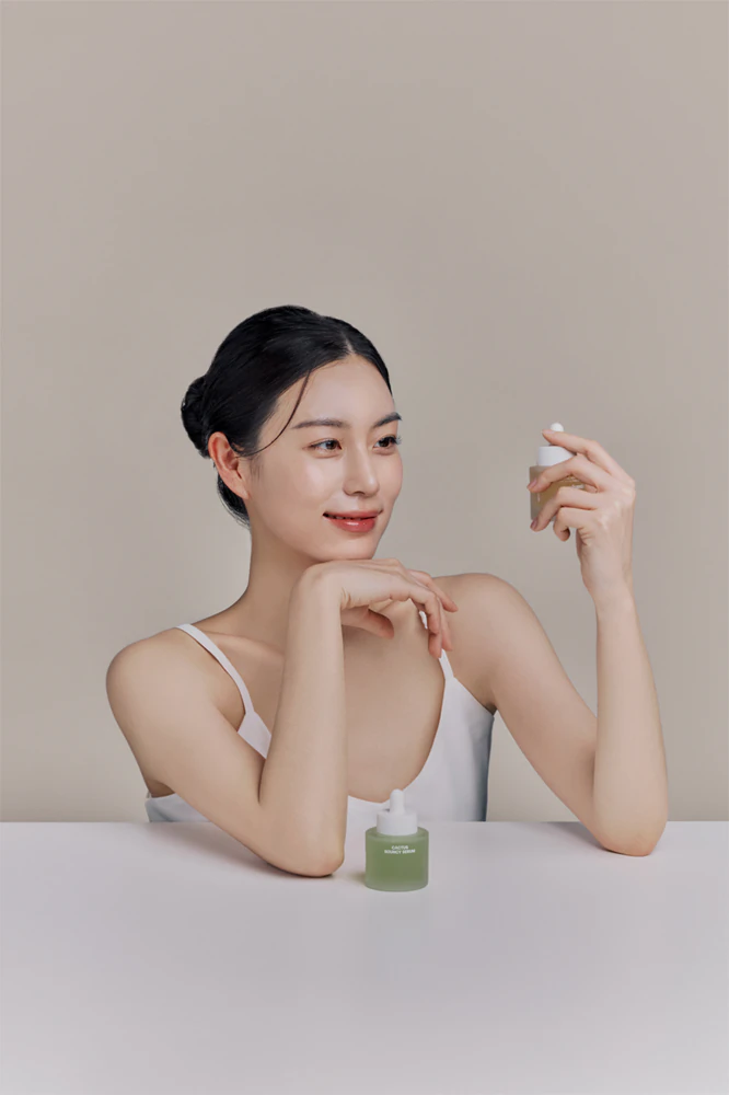 WHAMISA Cactus Bouncy Serum intensive, hydrating serum to firm the skin