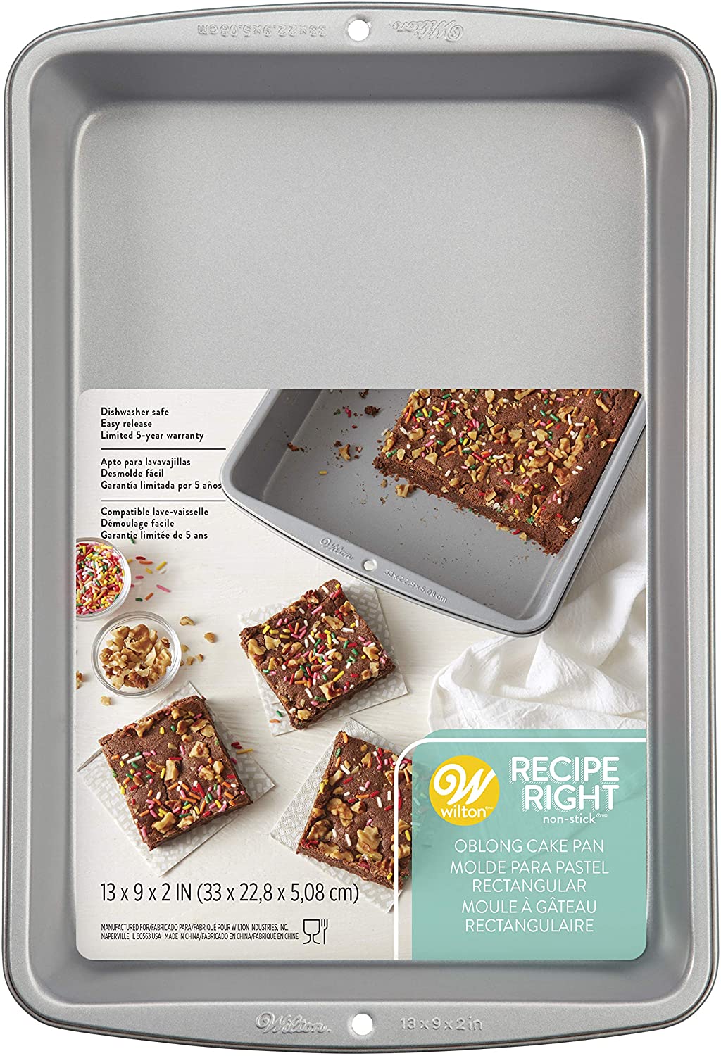 Wilton 33 x 22.86 cm (13 x 9 Inch) Recipe Right Covered Cake Tin